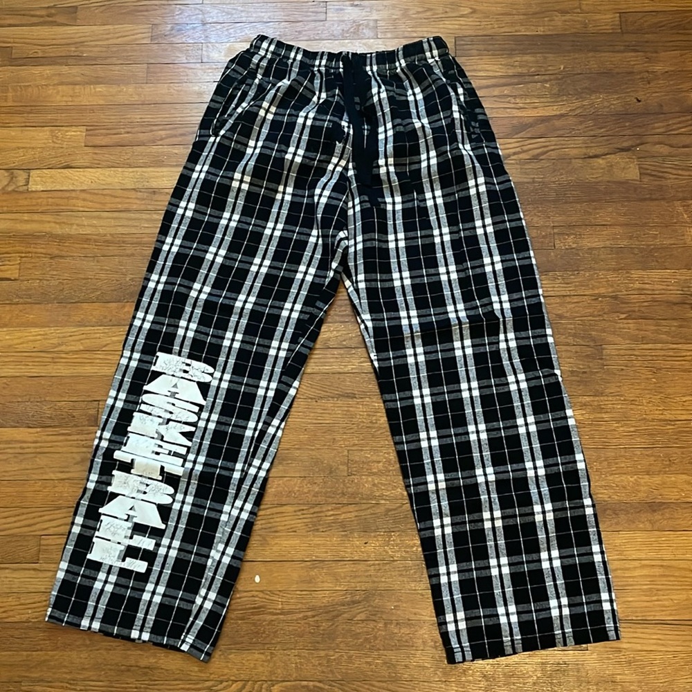 Men size M black and white checkered pajama pants